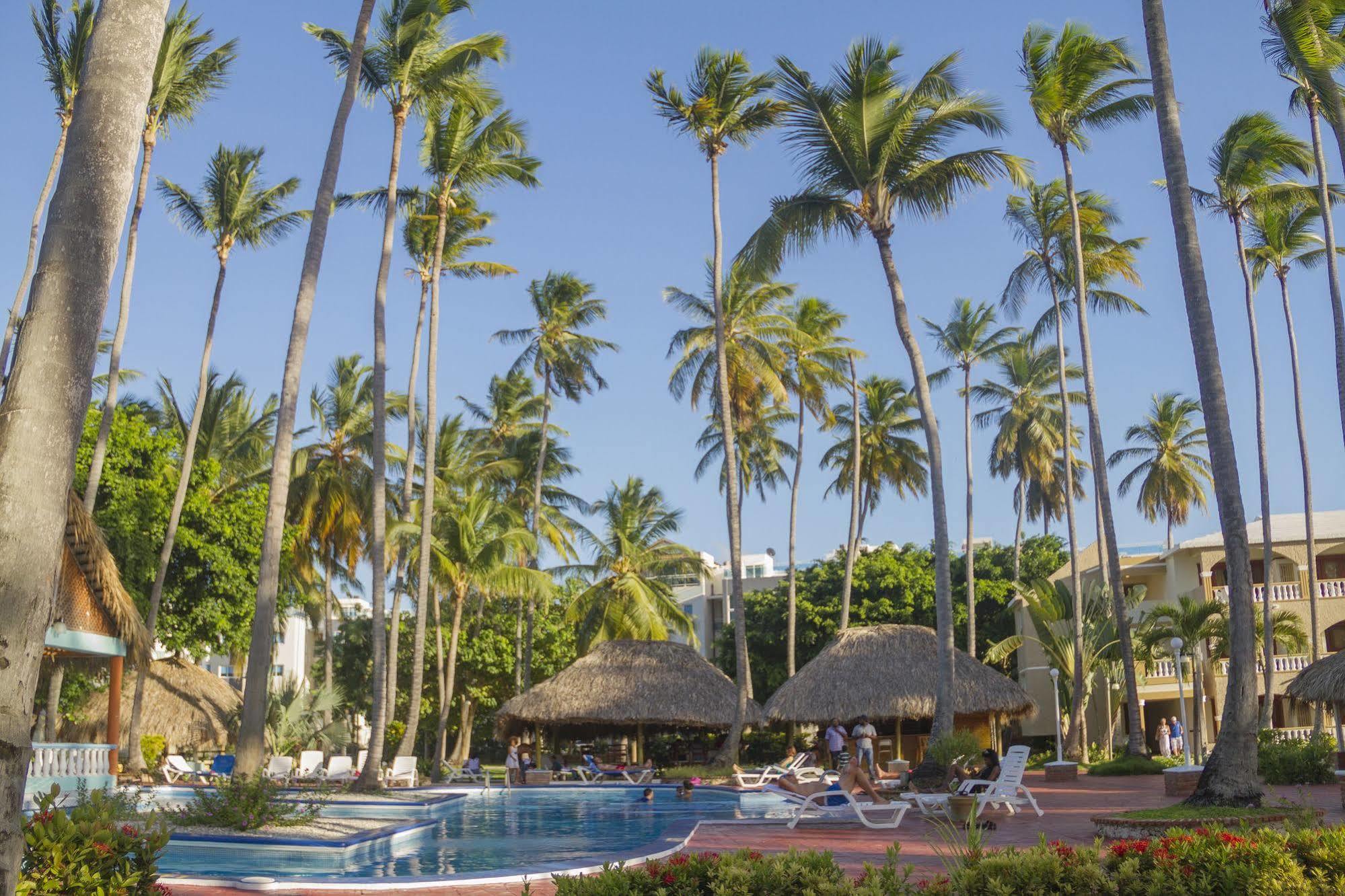 Hotel Cortecito Inn Bavaro Пунта-Кана Экстерьер фото