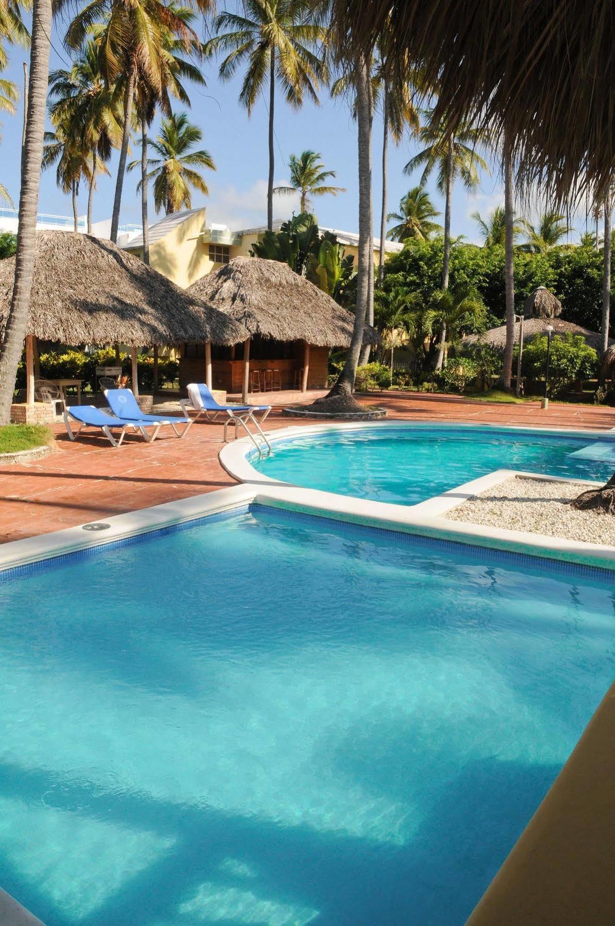 Hotel Cortecito Inn Bavaro Пунта-Кана Экстерьер фото